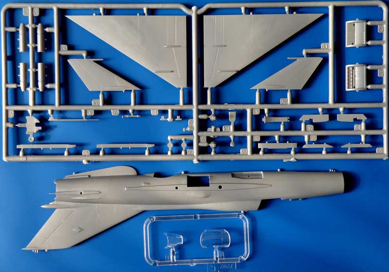 7202 Самолет МиГ-21ПФМ Звезда