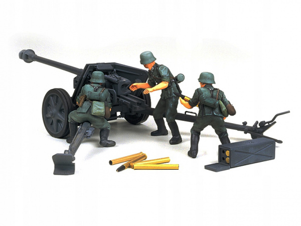 35047T Немецкая 75-мм противотанковая пушка PAK40/L46 с расчетом (3 фигуры) Tamiya