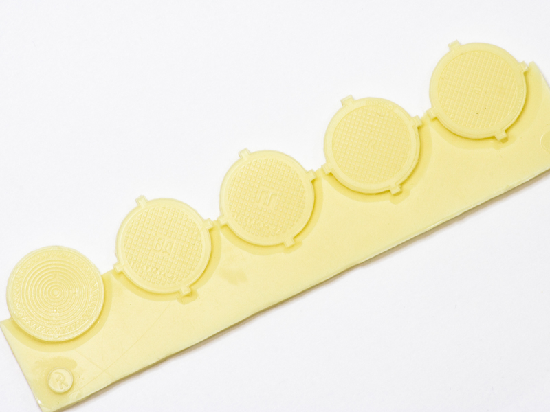 RIM35002 Люки канализационные1947+ (5 шт) масштаб 1/35