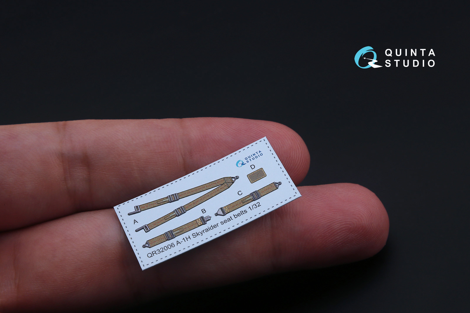 QD32065 3D Декаль интерьера кабины A-1H Skyraider (для модели ZM SWS)