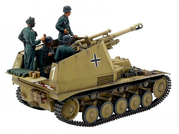 35358 105-мм гаубица на шасси Pz-II Sd.Kfz.124 Wespe, итальянский фронт, с 4 фигурами Tamiya