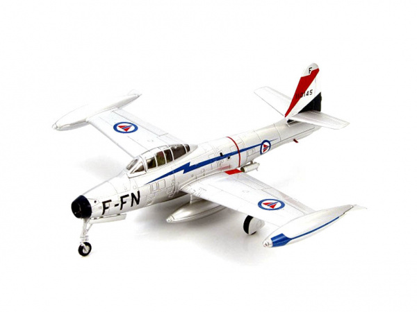 60745T Republic F-84G Thunderjet Tamiya