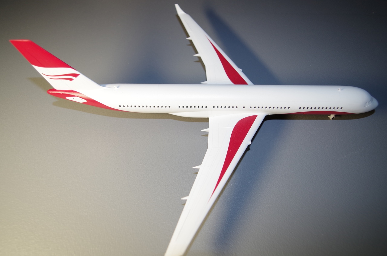 AM144118 Маска окрасочная выкраски красной ливреи Ту-204 Red Wings