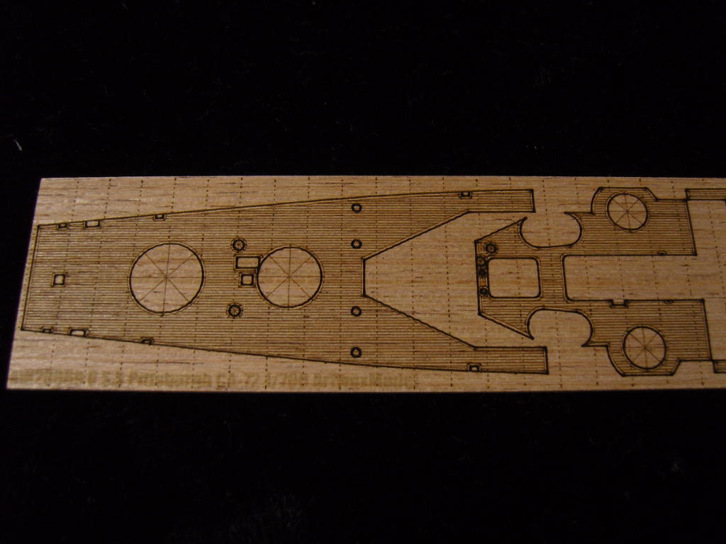 AW20069 Деревянная палуба для U.S.S Pittsburgh CA-72