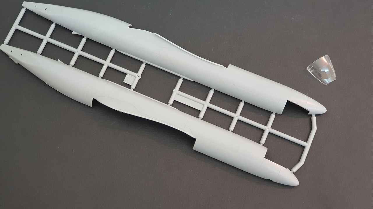 ЕЕ144145_2 Авиалайнер CV990 GARUDA Восточный экспресс