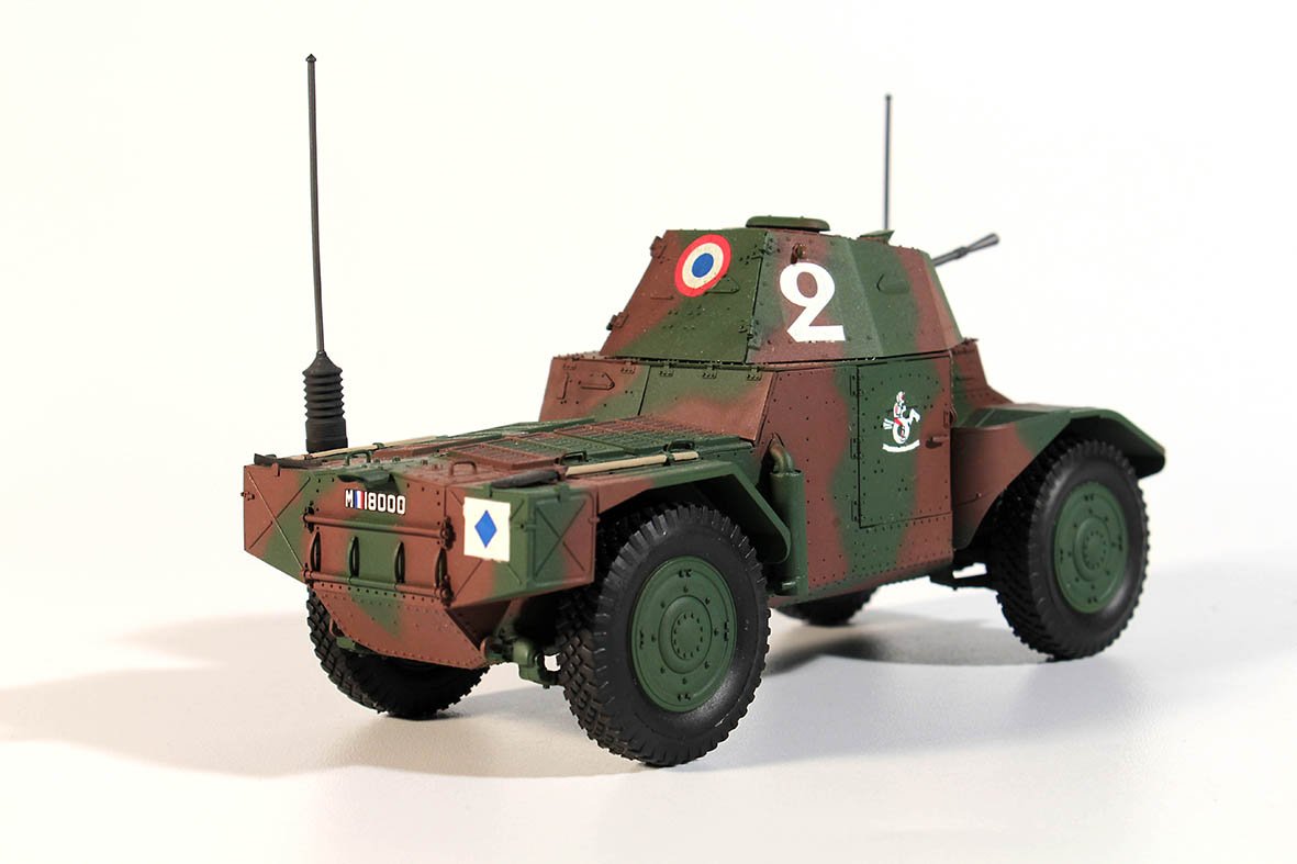 35375 Командирская машина Panhard 178 AMD-35, Французский бронеавтомобиль II МВ ICM