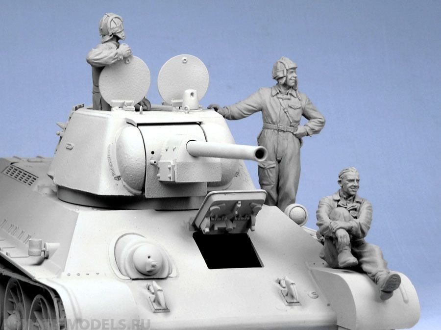 T-35001 Советские танкисты, лето 1943-45 гг (3) Tank