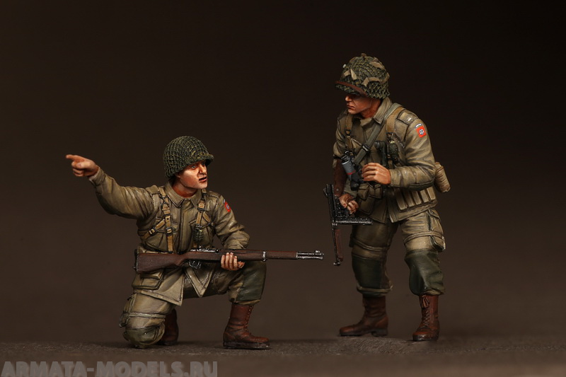 3634SOGA 1 Lieutenant and private 82st Airborne, WW II SOGA Miniatures