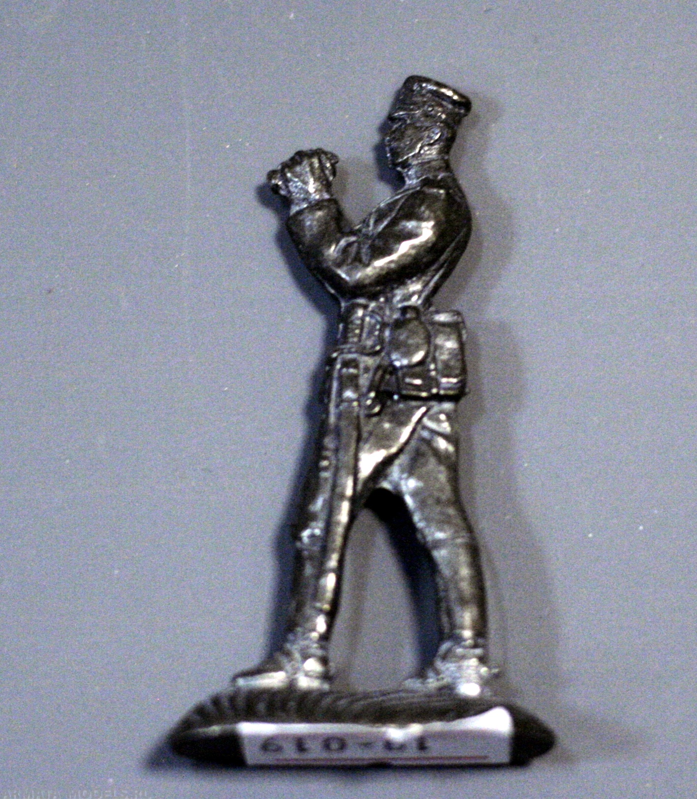 Н-19-019 Русский офицер артиллерист Солдатики "Ура"