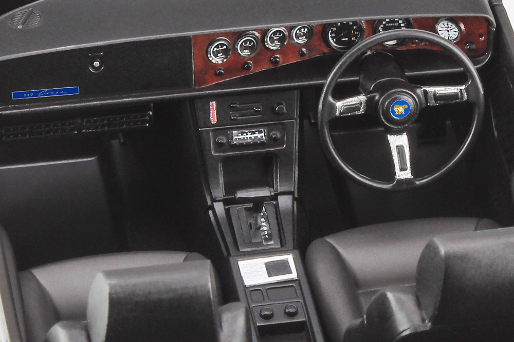 20599-Автомобиль ISUZU 117 COUP? MIDDLE VERSION (XE) (1976) (Limited Edition) Hasegawa