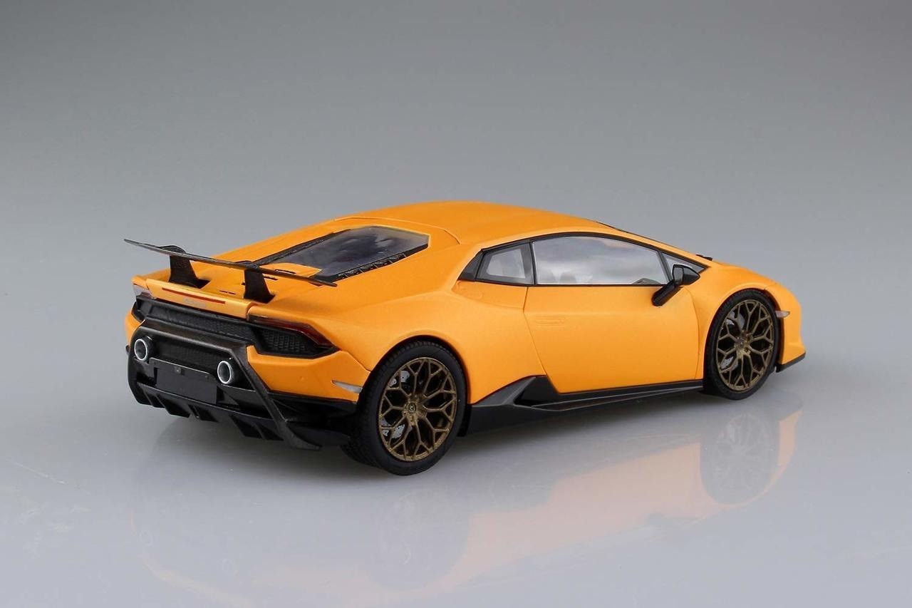 05600 Lamborghini Huracan Performante Aoshima