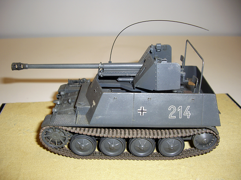 35031 Немецкая противотанковая самоходная установка Мардер II ARK model