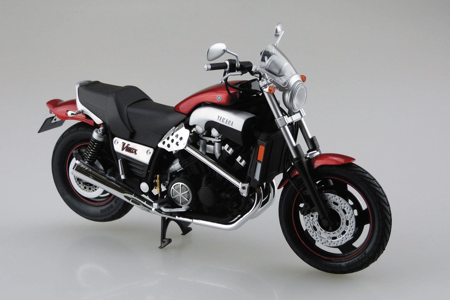 05430 Yamaha Vmax with Custom Parts Aoshima