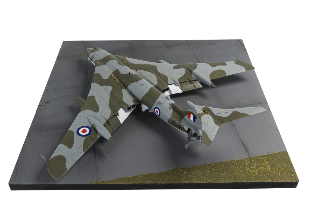 A12008 Самолет Handley Page Victor B.2 1/72 Airfix