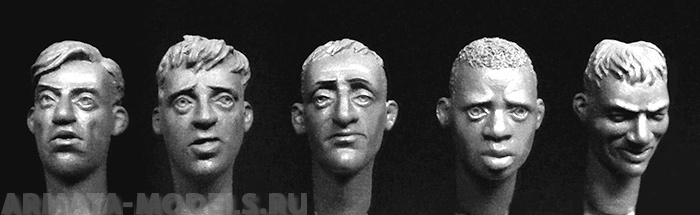 HH43 5 heads with hair, 1 African, 4 Europeans Hornet