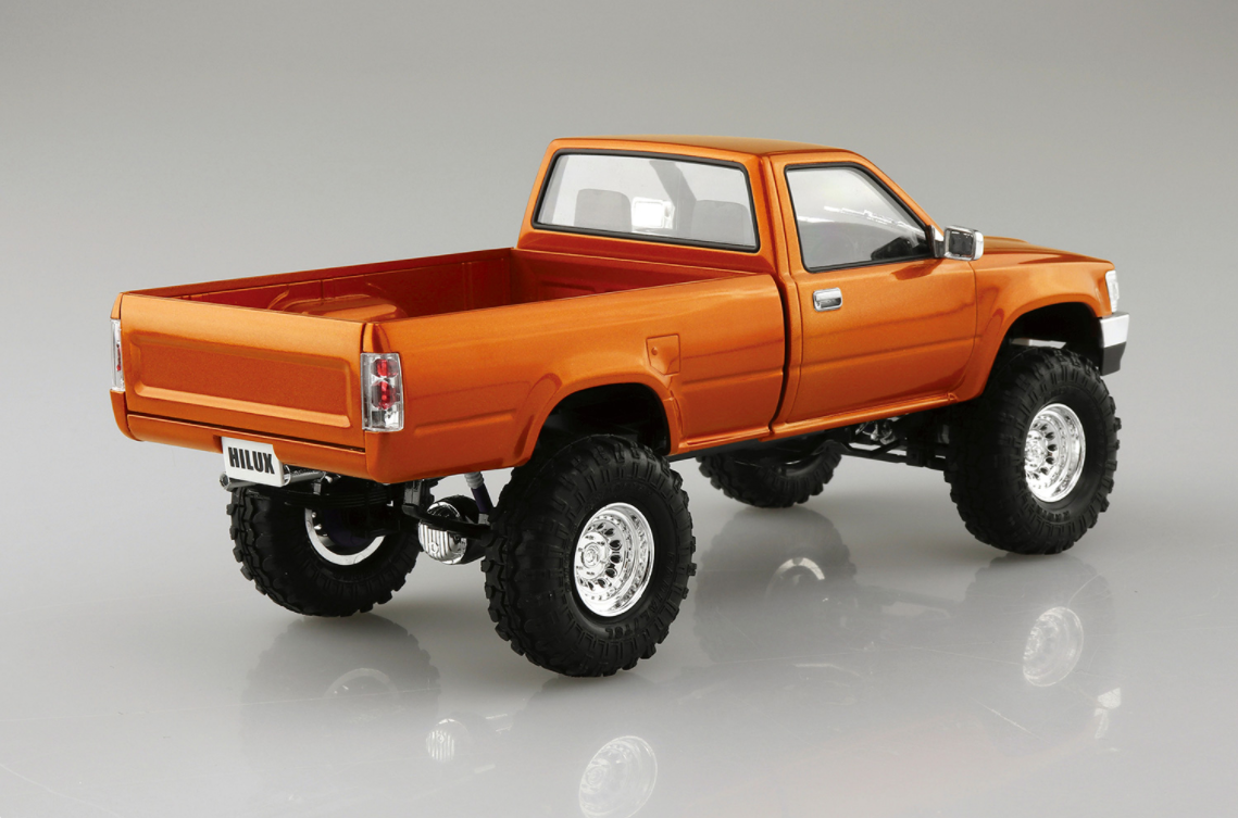 05802 Toyota HiLux Longbed LiftUp '95 RN80 Aoshima