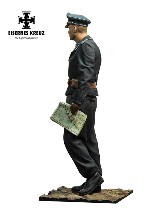 EK35-F003 H.G. Panzer Leutnant, 1943 Andrea