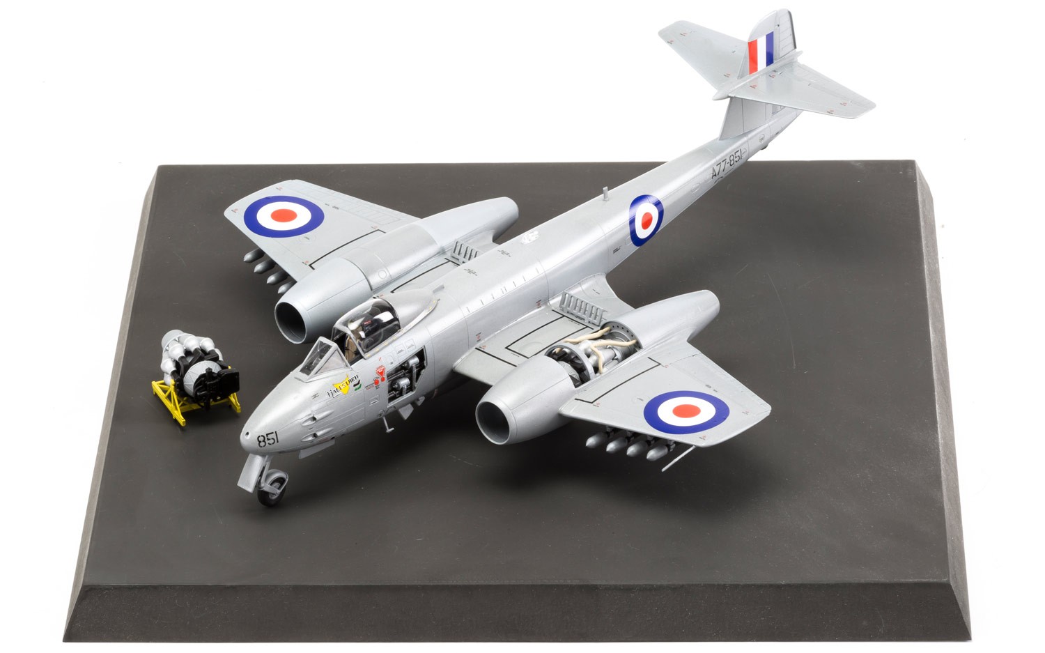 A09184 Gloster Meteor F8, Korean War Airfix