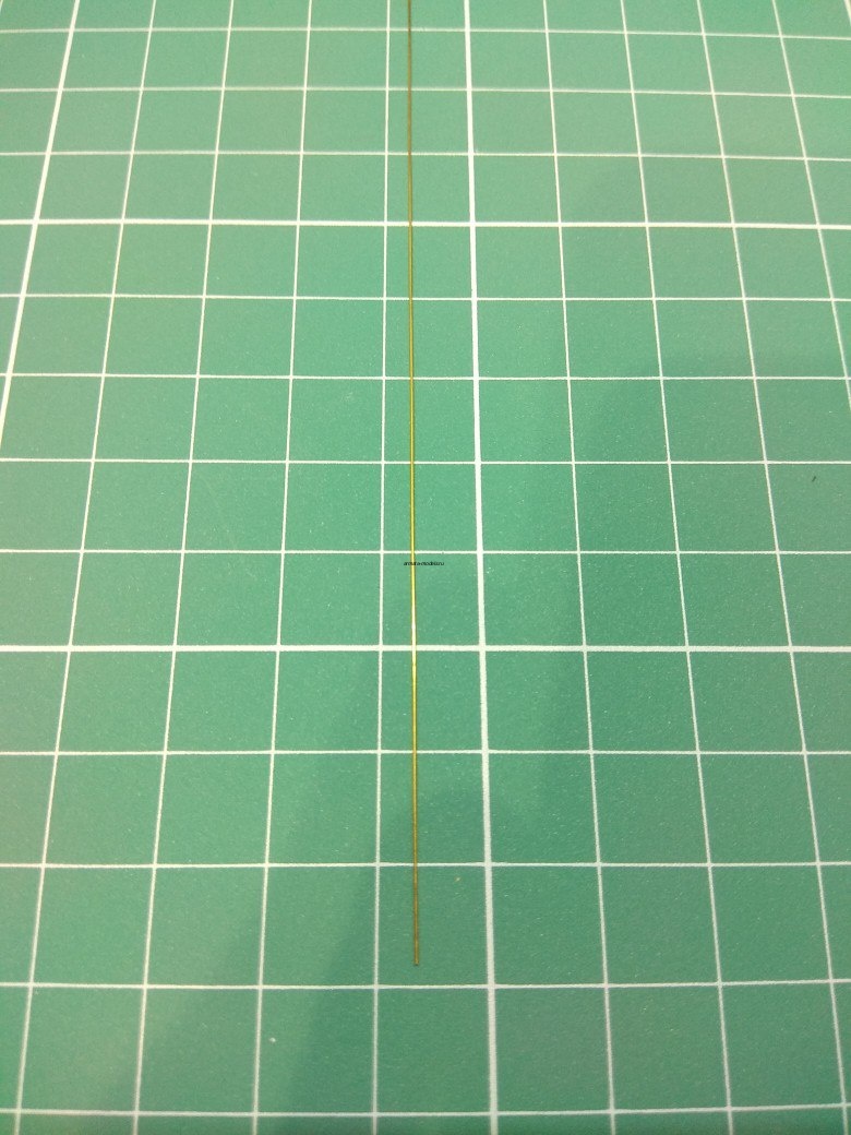 AMT025 Латунная трубка малого диаметра 0,3мм, длина 195мм