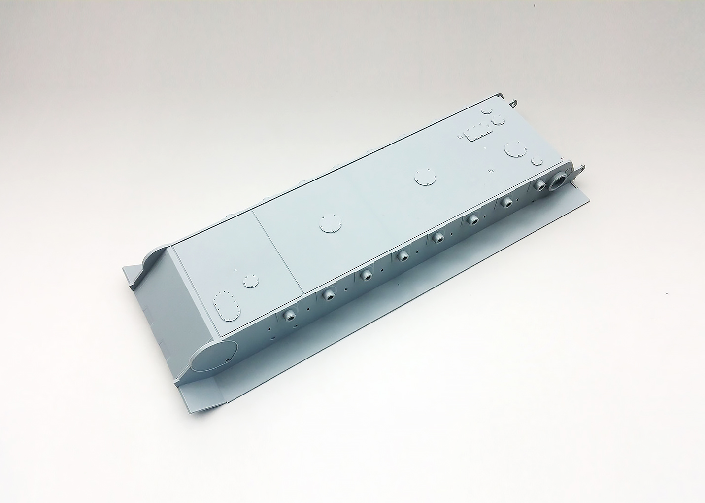 AH35A016 Немецкая зенитная самоходня установка 8,8cm Flakpanzer E-100 Amusing Hobby