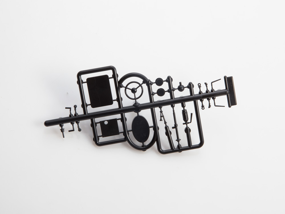 1535AVD Сборная модель Снегоболотоход ЗИЛ-136 AVD Models