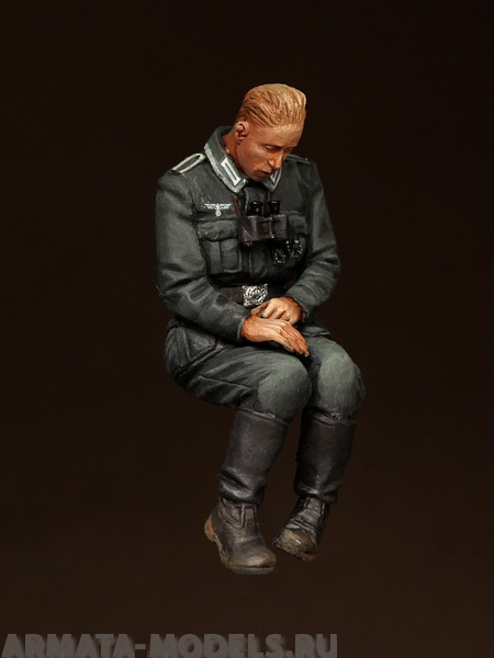 3575SOGA Sleeping german feldwebel panzergrenadier. SOGA Miniatures