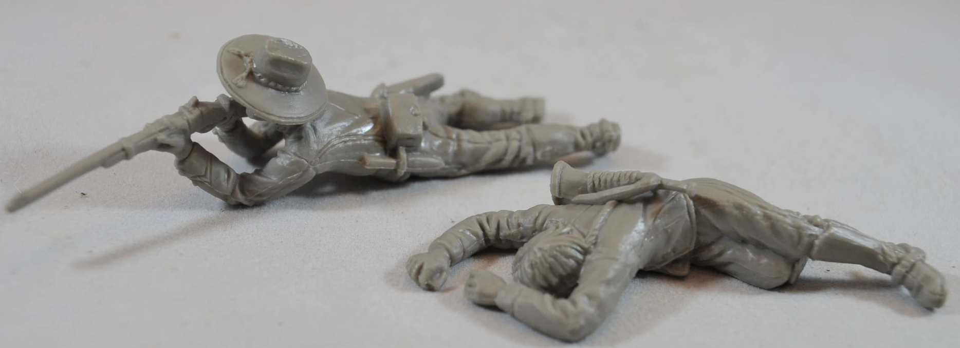 TSSD17 Фигуры Dismounted Cavalry with Casualties  (12 x 1/32 figures) TSSD