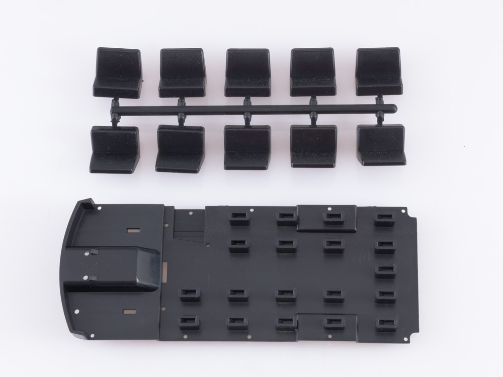 4020AVD Сборная модель Специальный армейский автобус AC-38 AVD Models