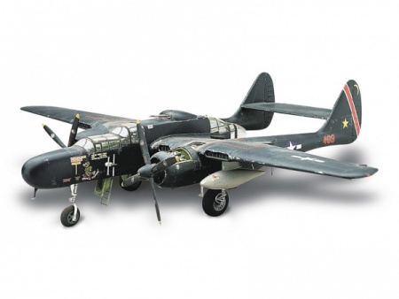 004887NRE Самолет Истребитель P-61B Black Widow Revell