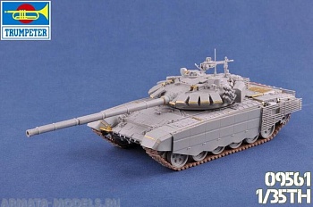 '09561 Танк  Russian T-72B3 MBT Mod.2016