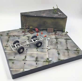 HE-35208 Подставка Заброшенная часть (Аксессуары в комплекте) Размер 35*30*15